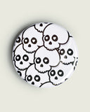 MINI SKULLS pin button